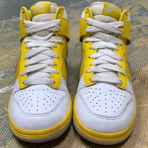 Nike Air Dunk Yellow 318676-101 Size 7 High Women’s - Picture 3 of 8